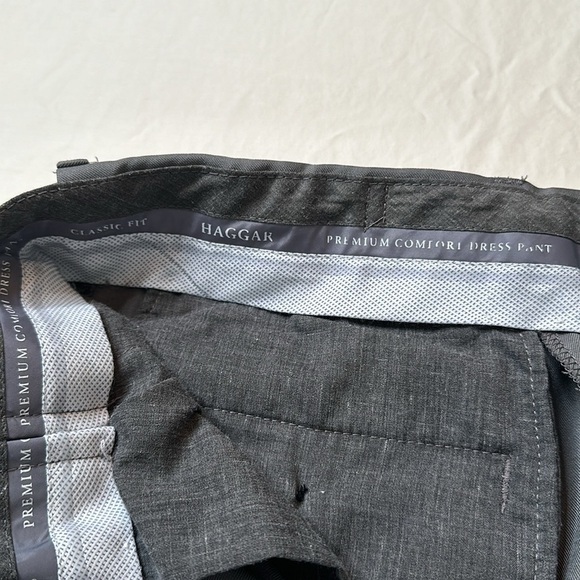 Haggar Men’s classic fit premium comfort dress pants in grey. GREAT CONDITION. - Picture 7 of 8